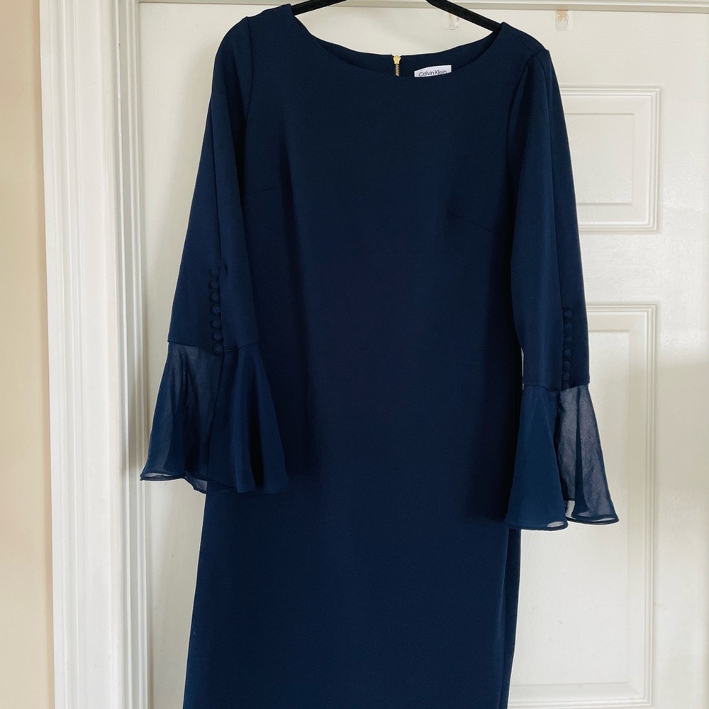 Calvin Klein chiffon bell sleeves sheath dress